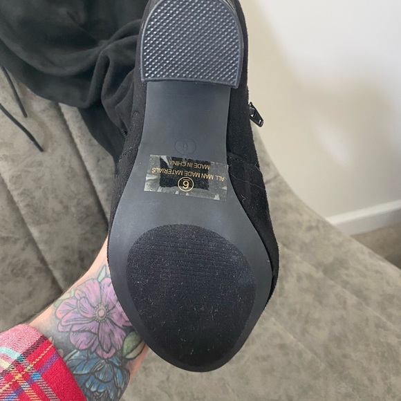 Lulus over the knee black boots! - Picture 2 of 3